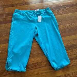 Croft and Barrow Turquoise Capris